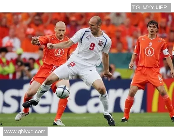 泰国足球队13大球星盘点实力与风采 展现亚洲绿茵新力量